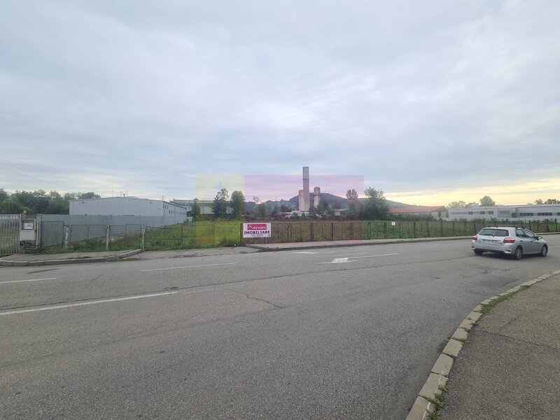 Teren intravilan de vanzare in Campina
