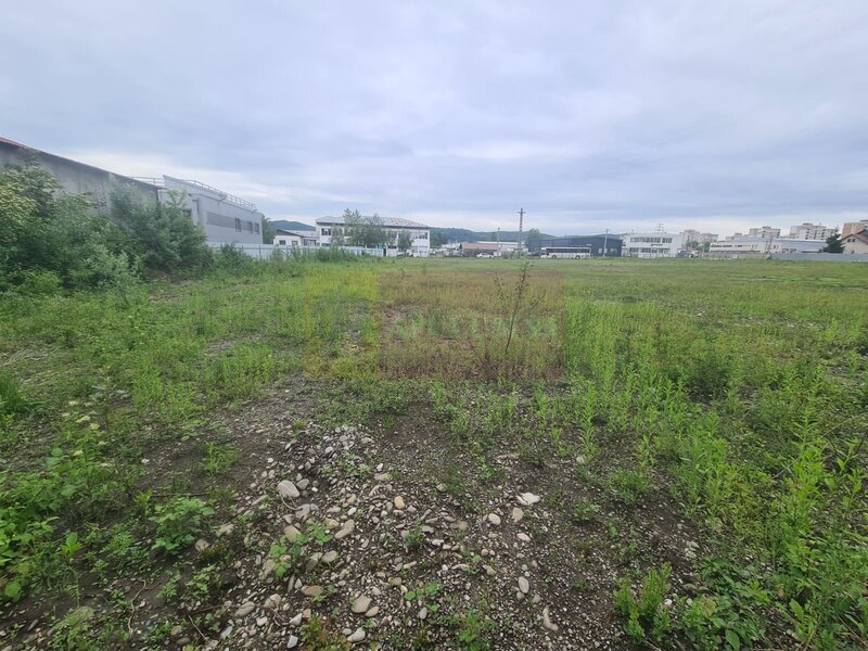 Teren intravilan de vanzare in Campina